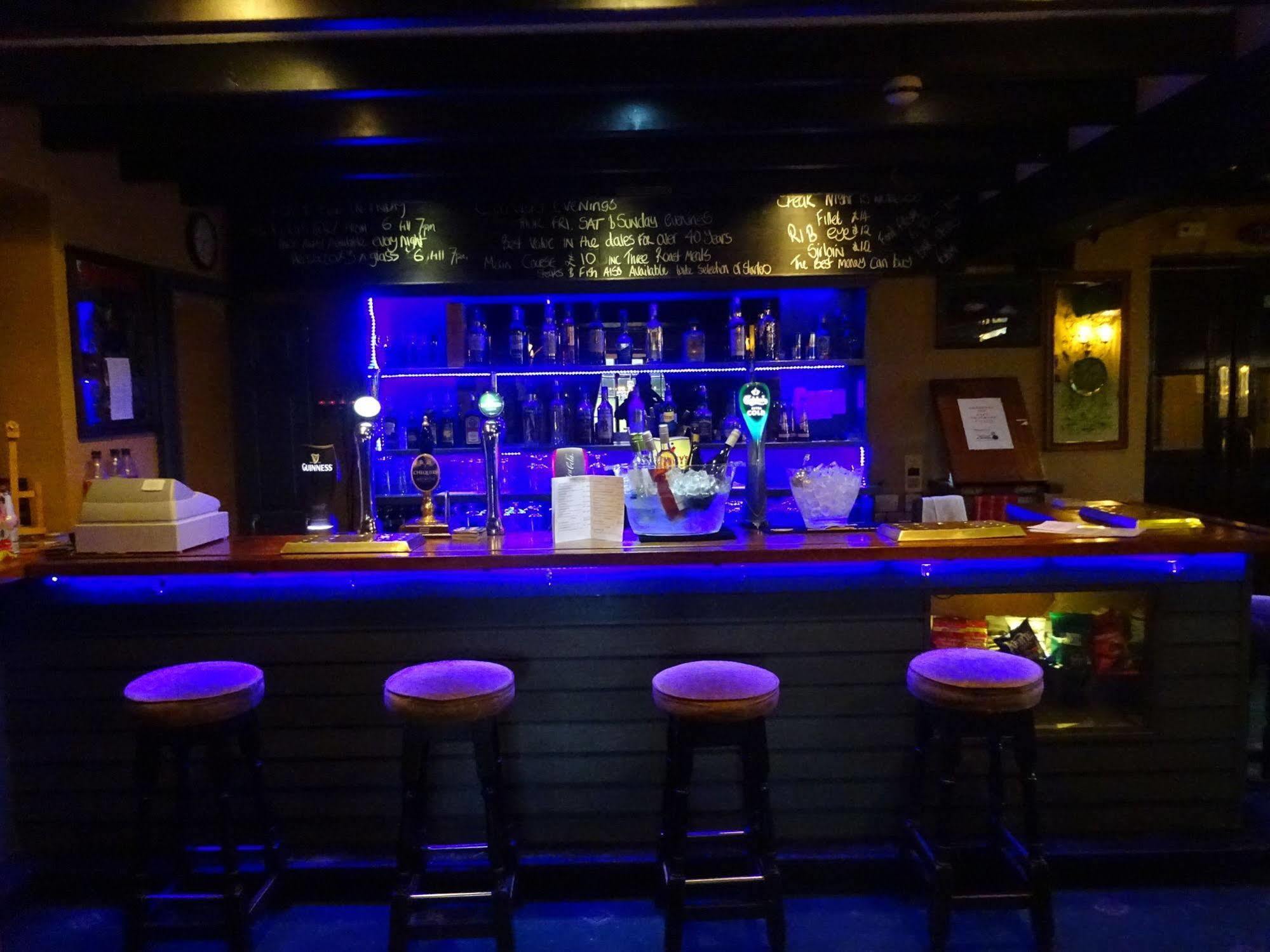 Chequers Inn Harrogate Kültér fotó