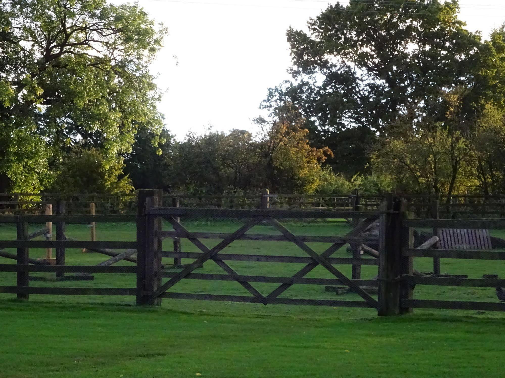 Chequers Inn Harrogate Kültér fotó