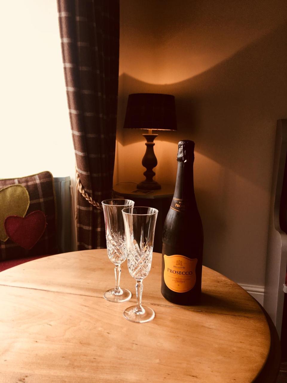 Chequers Inn Harrogate Kültér fotó